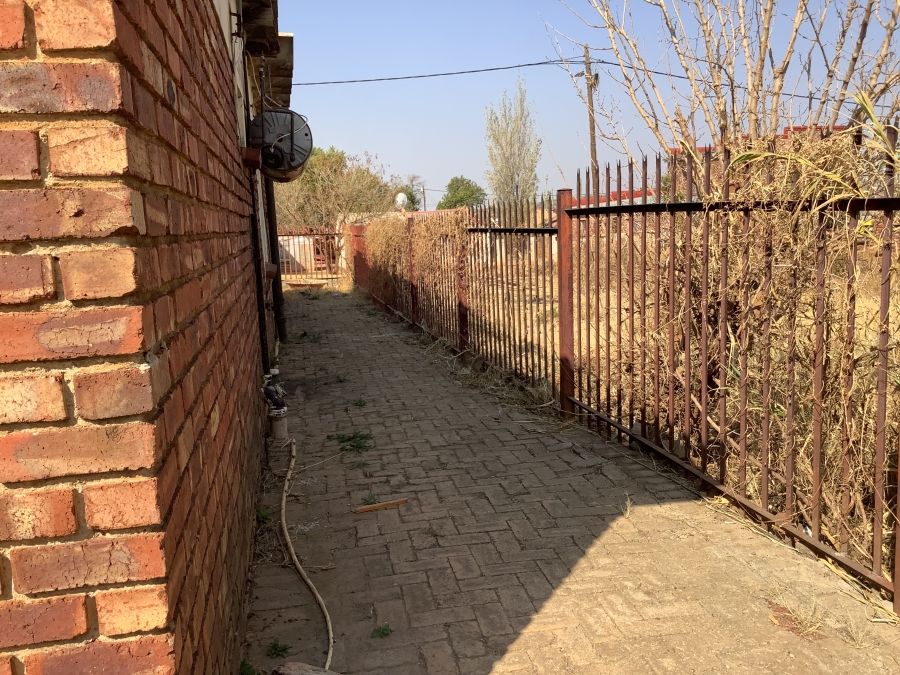 3 Bedroom Property for Sale in Promosa North West